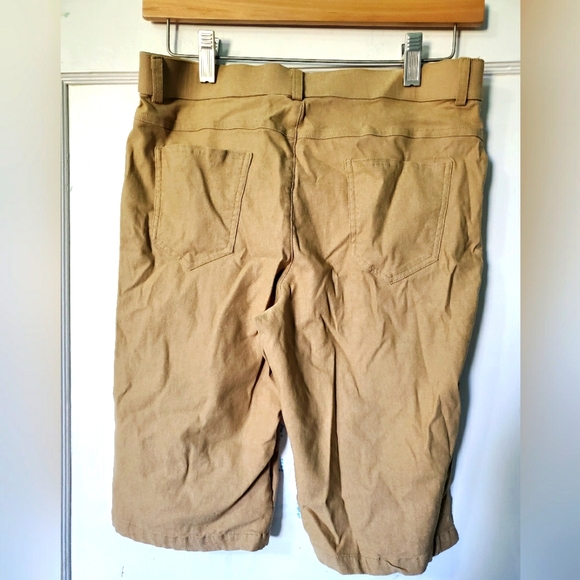 NWOT Papa Vancouver Shorts 💖 - Picture 2 of 4